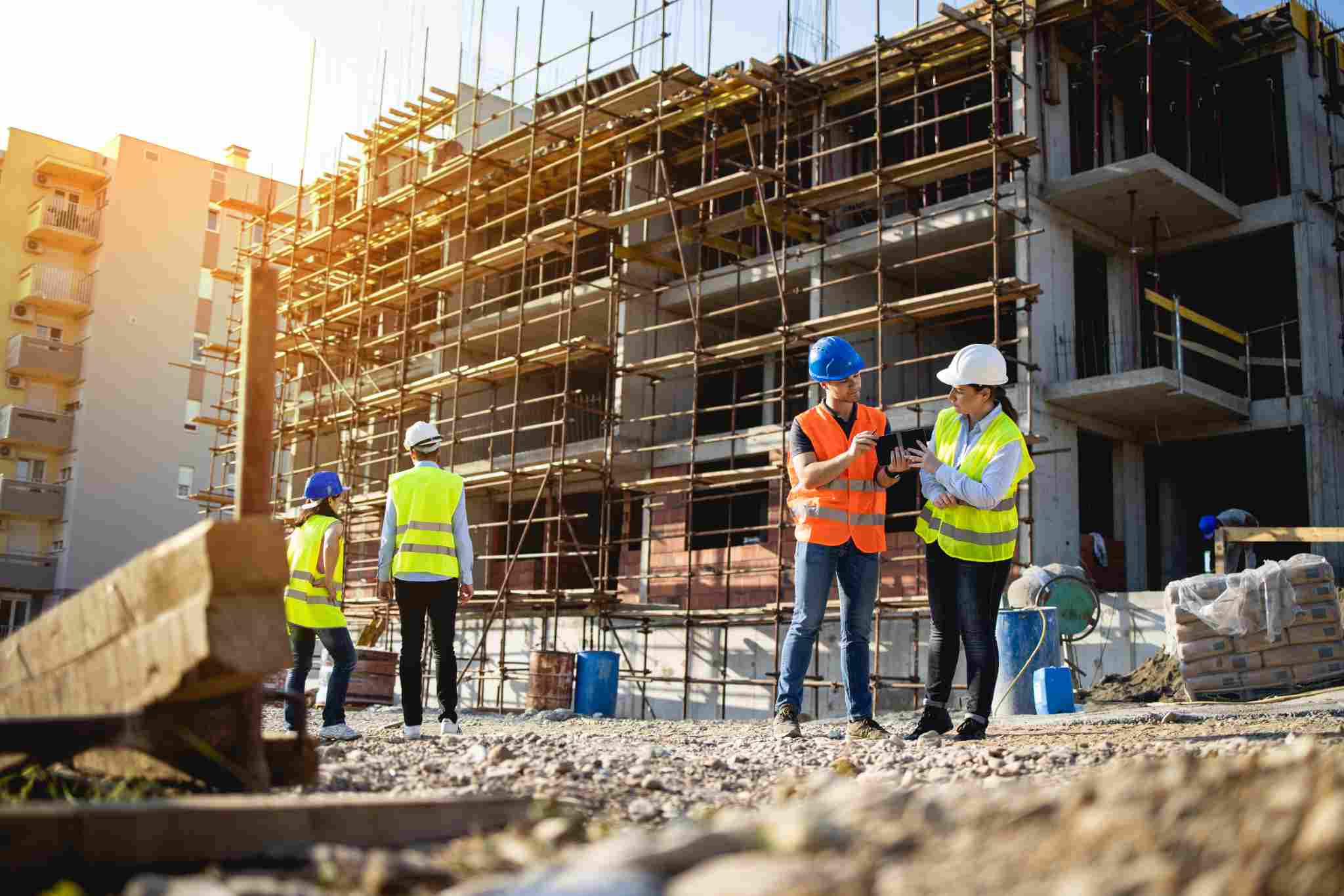 How The SBA Standards For SMBs Impact GovCons In The Construction Industry - KatzAbosch